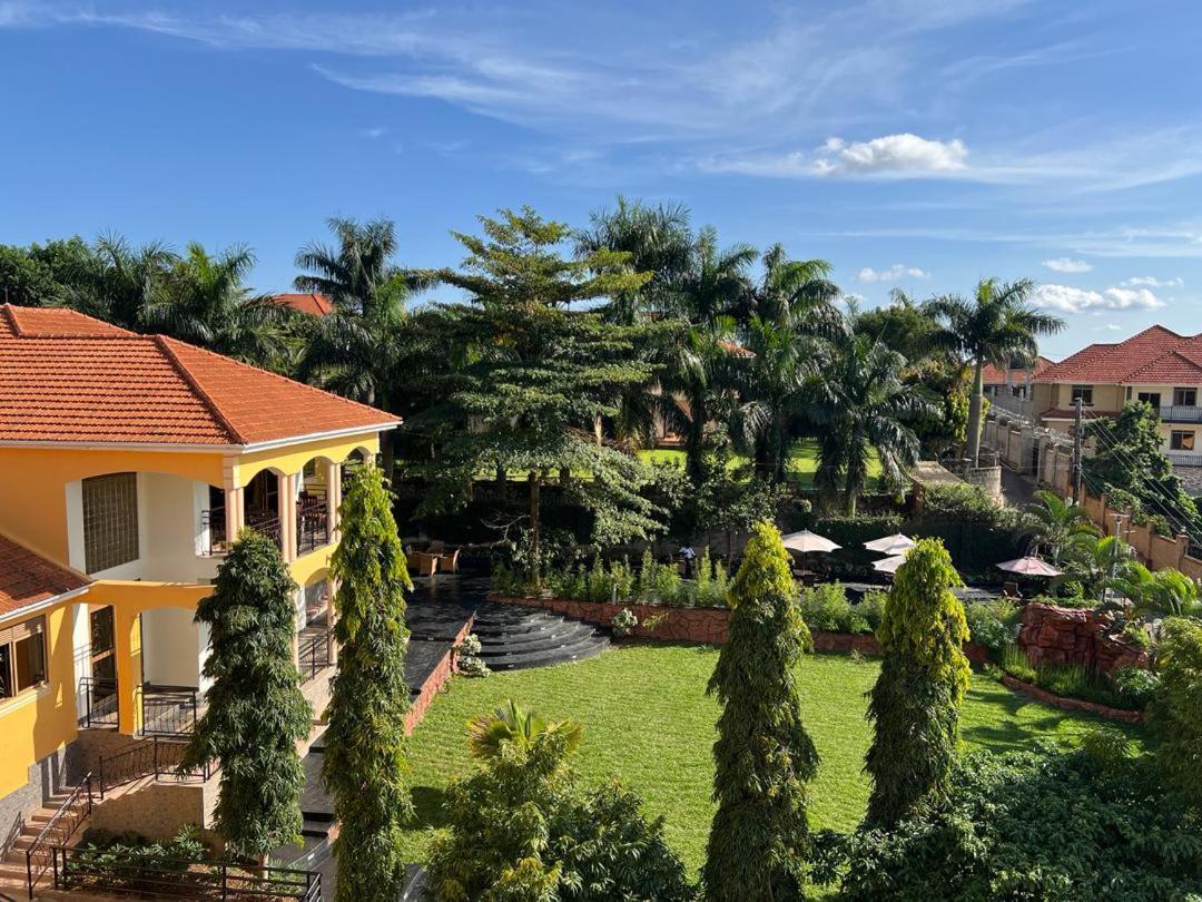 Precious Villas Lubowa Kampala Dış mekan fotoğraf